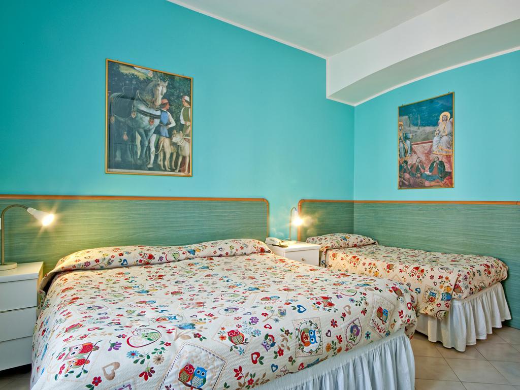 Albergo Ristorante Corsini Pavullo nel Frignano Room photo